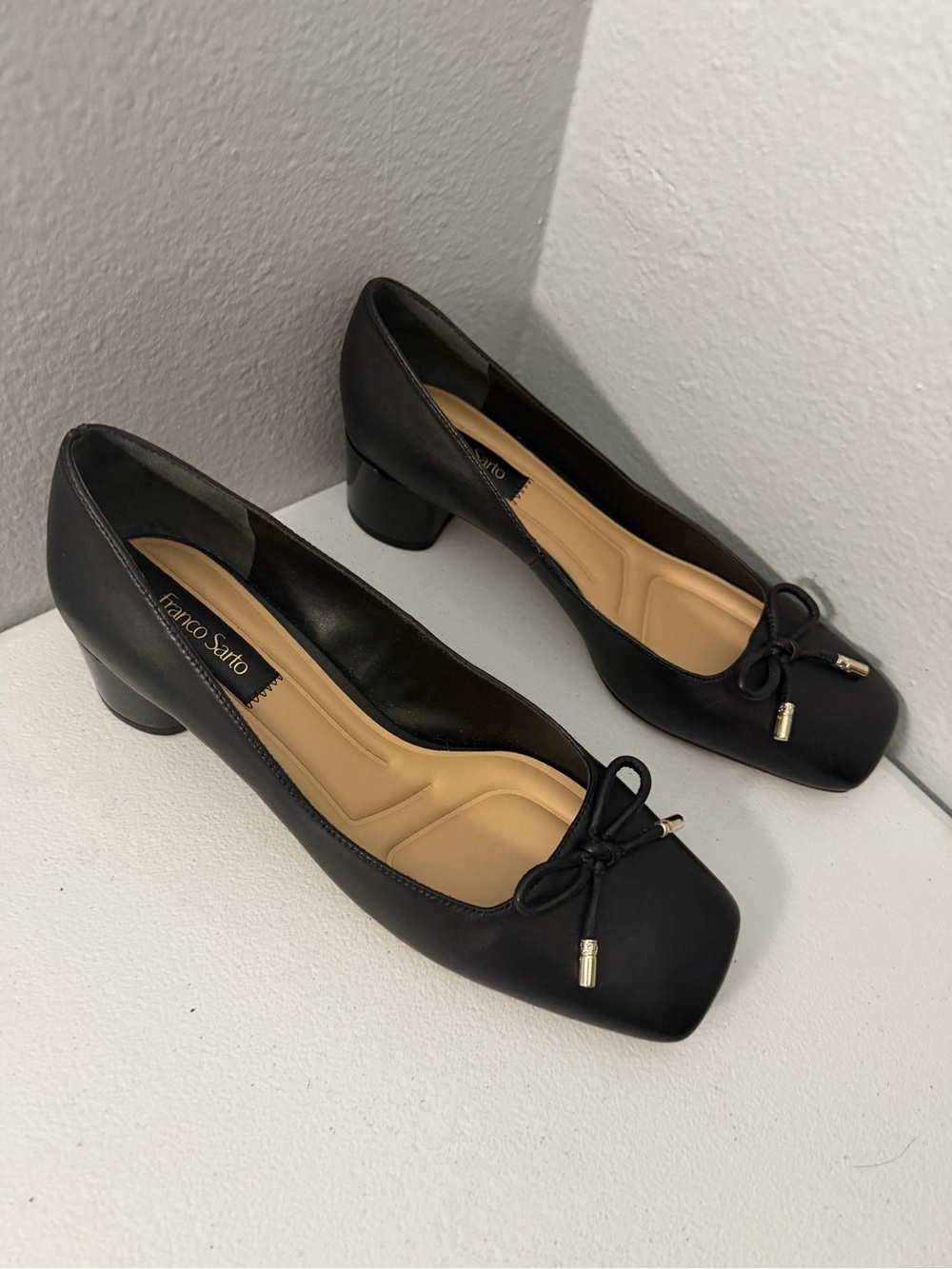 Franco Sarto Black Leather Bow Low Block Heel Pumps